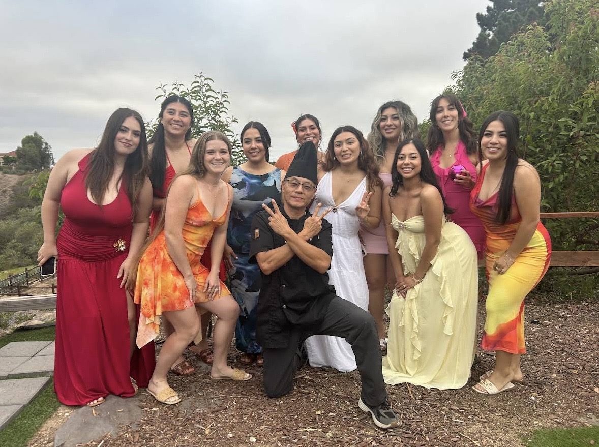 Bachelorette party group photo with the hibachi chef
